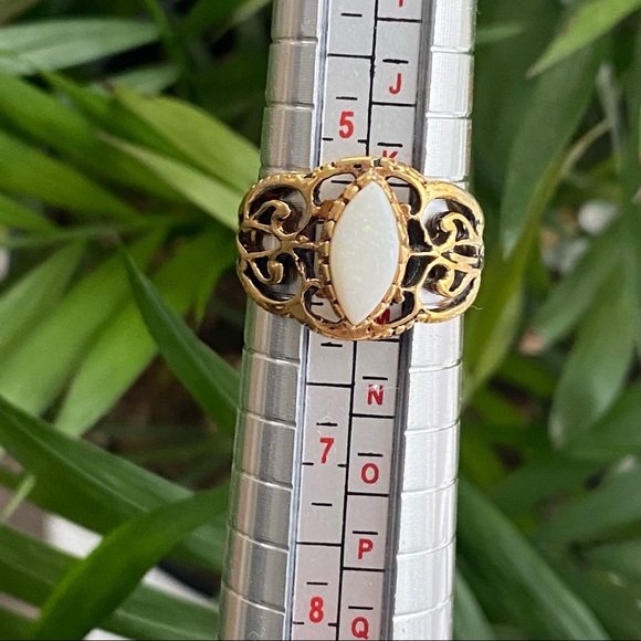 Vintage Genuine Opal and 14KT Gold GE ESPO Ring - Picture 10 of 16